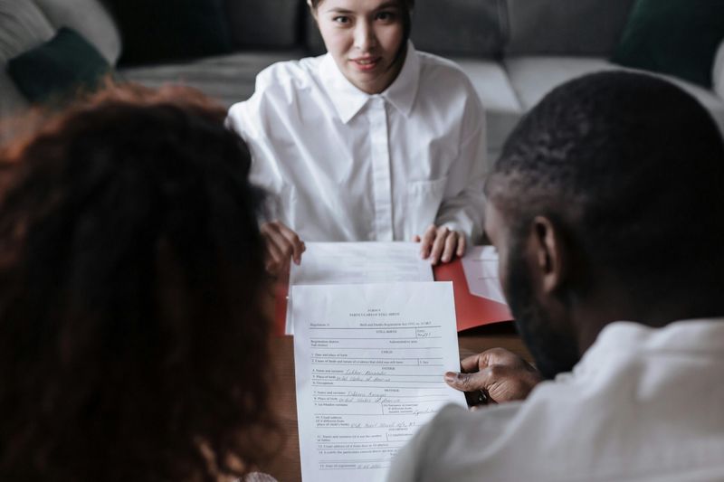Setting Communication Boundaries With Your Ex Protects Your Mental Health