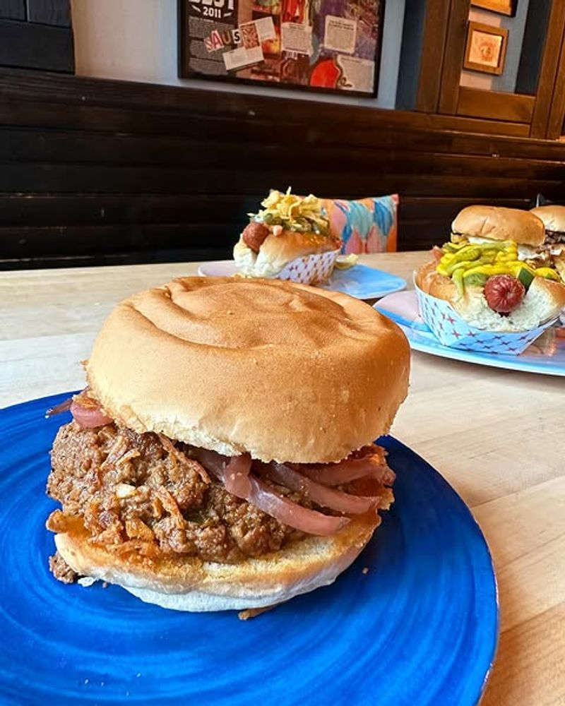 Sloppy Jacques at Saus