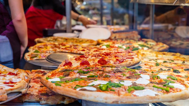 No Welcoming Smell of Fresh Pizza When You Walk In