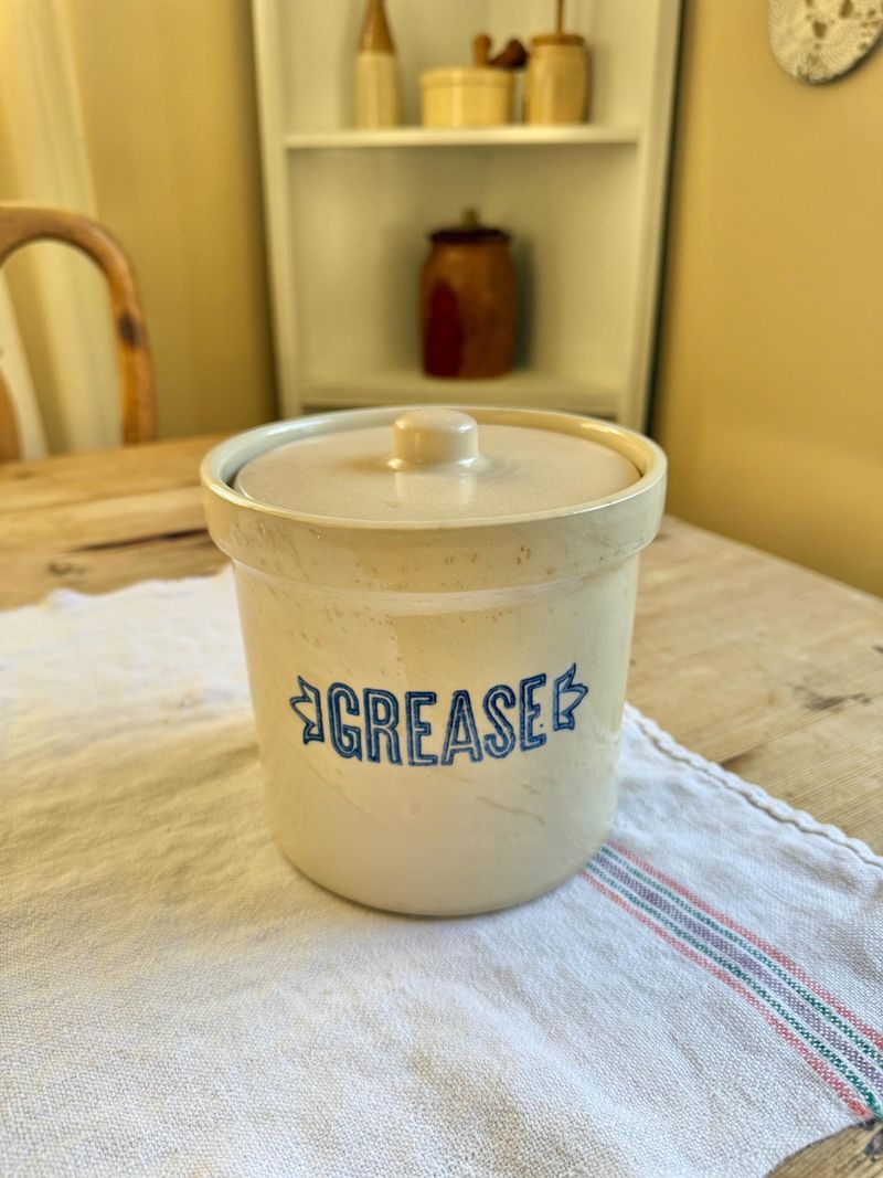 Keeping Bacon Grease in a Jar on the Counter