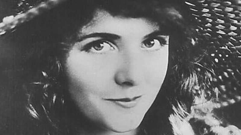 Olive Thomas and Hollywood's First Big Drug Tragedy (1920)