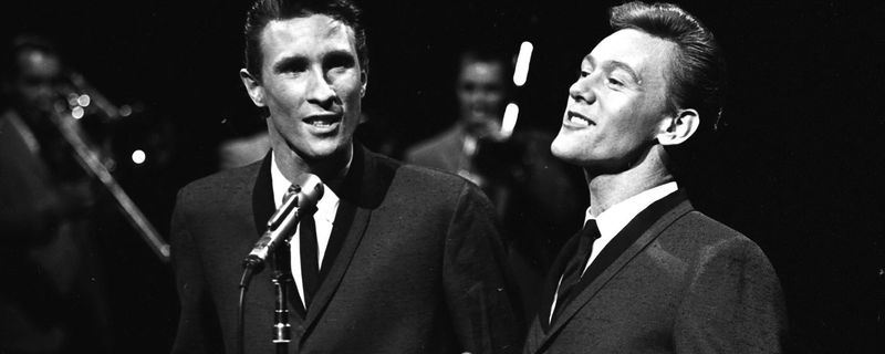 Unchained Melody - The Righteous Brothers