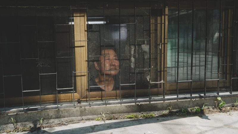 Parasite (2019): A Letter That Cannot Be Delivered