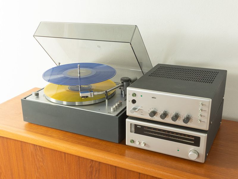 Hi-Fi Stereo Systems