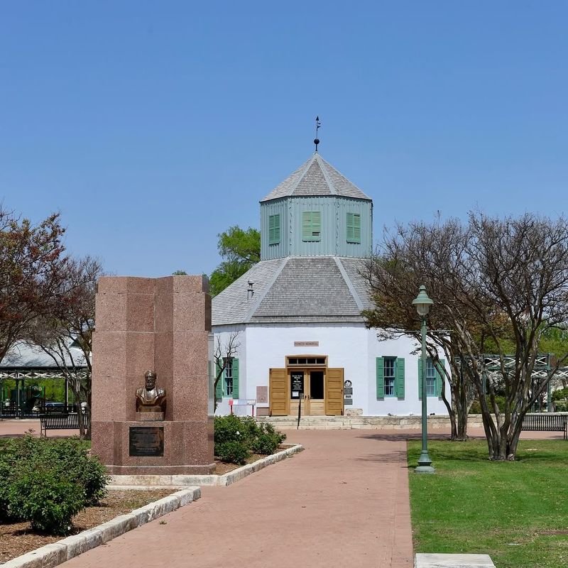 Vereins Kirche Museum Cafe, Fredericksburg