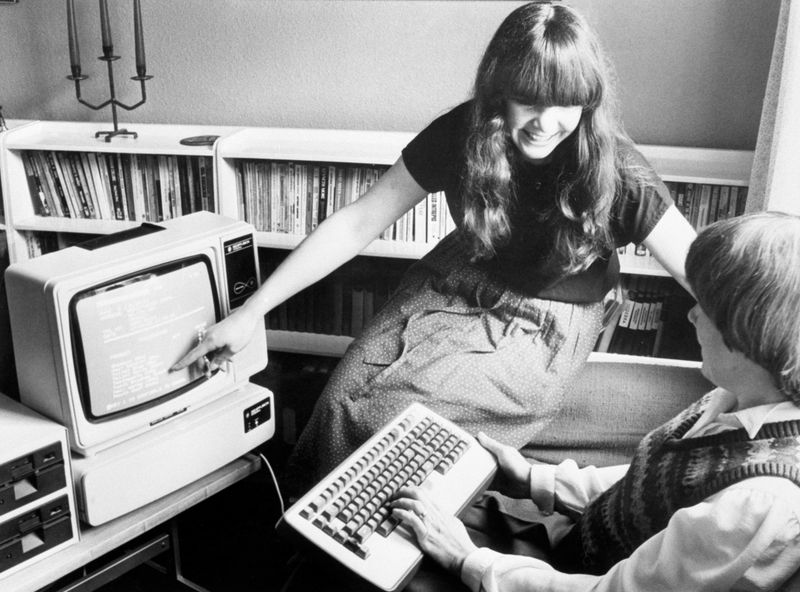 The Family Computer Arrives at Home