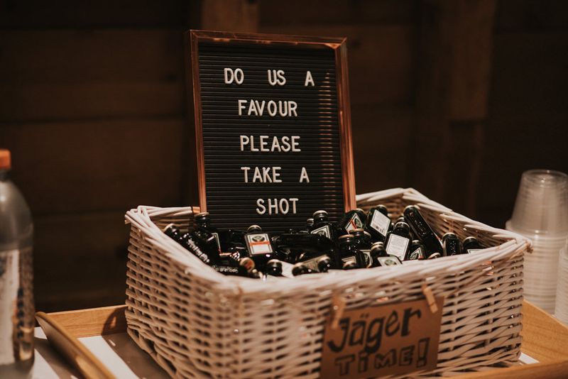 Wedding Favors Are Quietly Disappearing from Tables