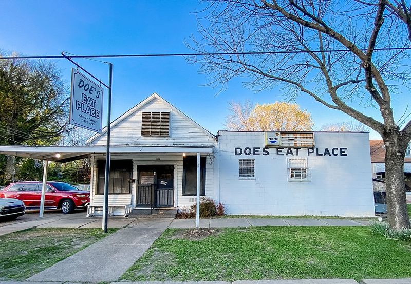 Doe's Eat Place – Greenville, Mississippi (Est. 1941)