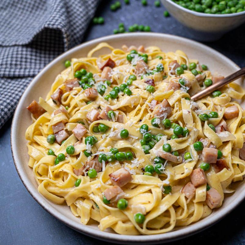 Ham and Pea Fettuccine