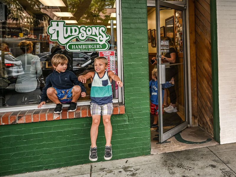 Hudson's Hamburgers (Coeur d'Alene, Idaho)