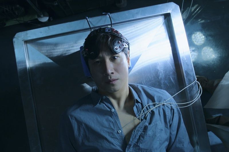 Dr. Brain (2021)