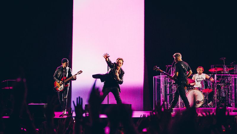 U2