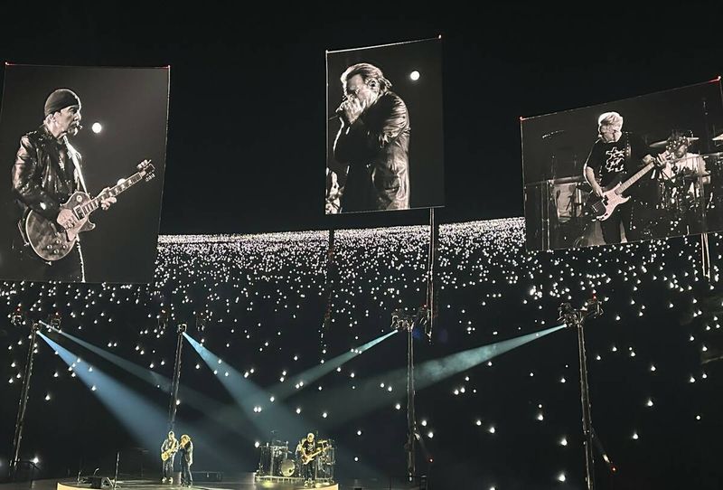 U2