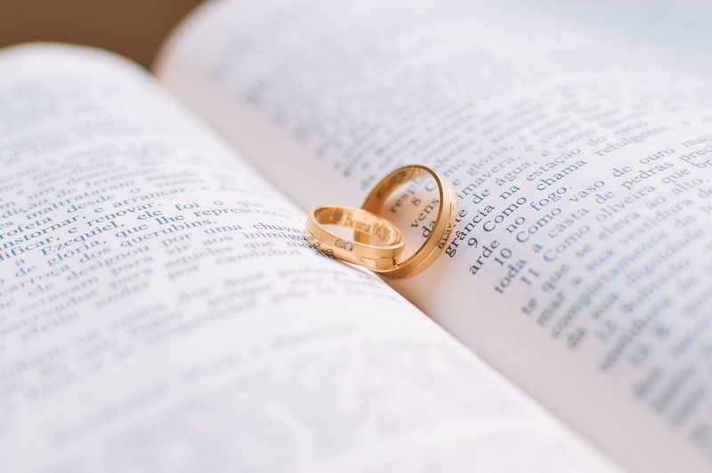 Staying in an Unhappy Marriage Is Honorable