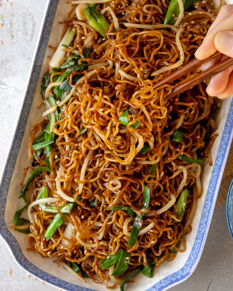 Soy Sauce Pan-Fried Noodles