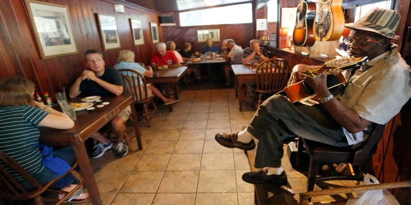 The Yearling Restaurant (Cross Creek)