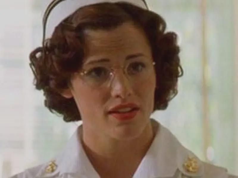 Jennifer Garner: The Nurse Nobody Recognized