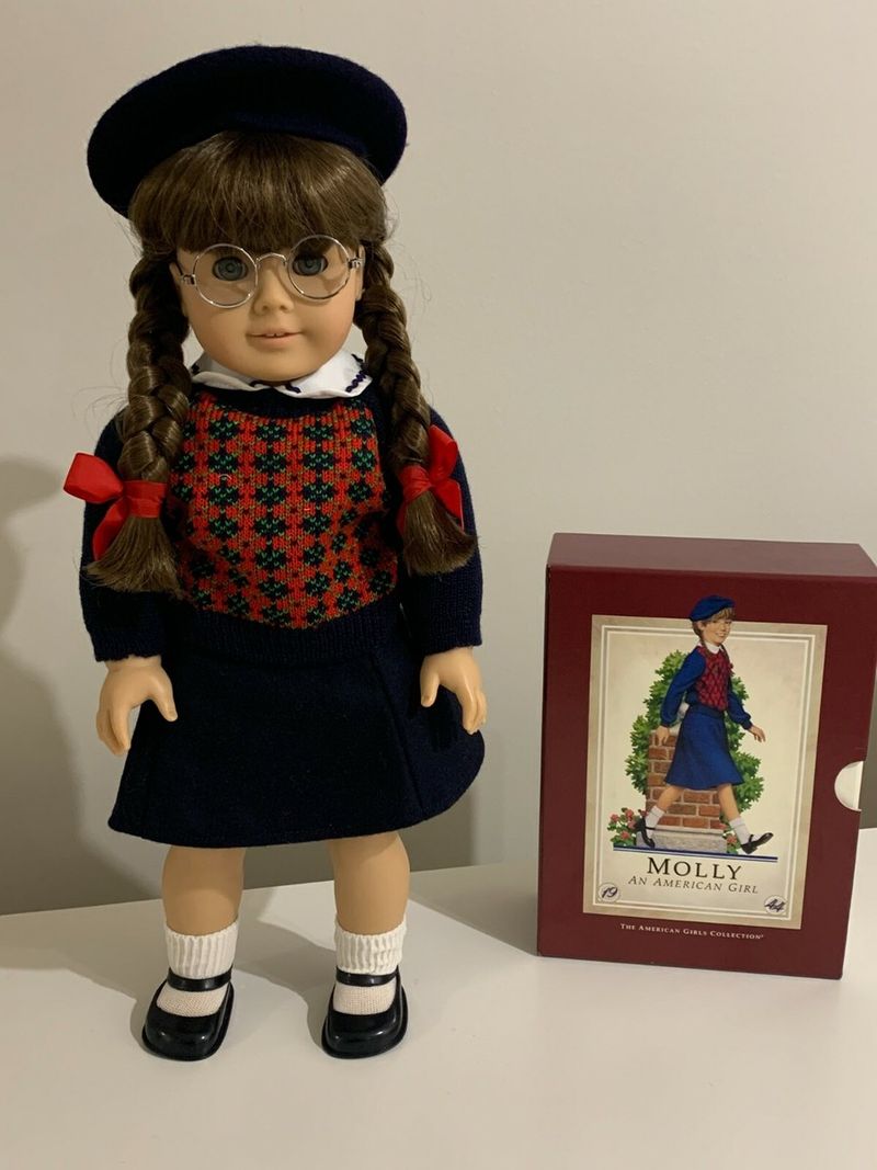 American Girl Molly McIntire Doll (1986)
