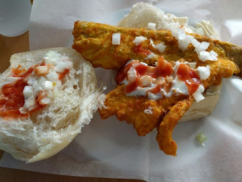 La Camaronera Seafood Joint and Fish Market (Miami, FL)