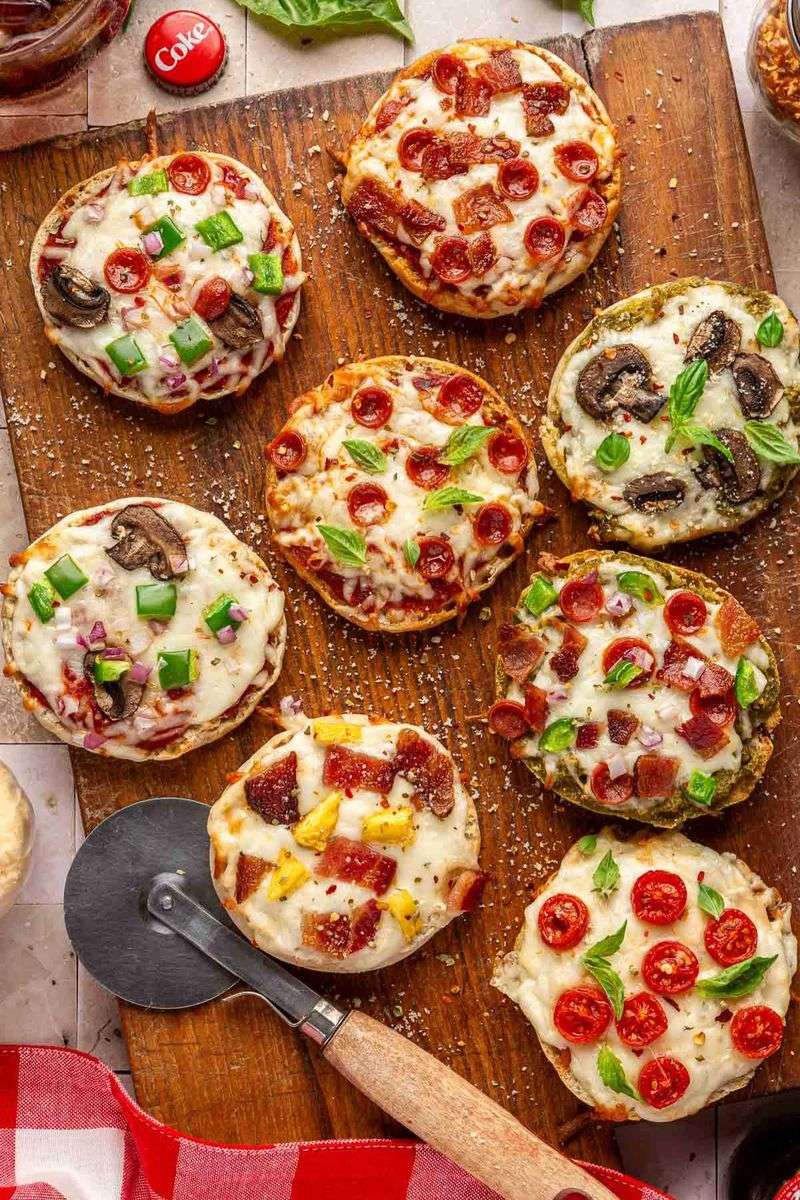 Mini Veggie Pizzas