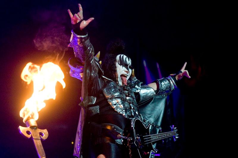 Kiss