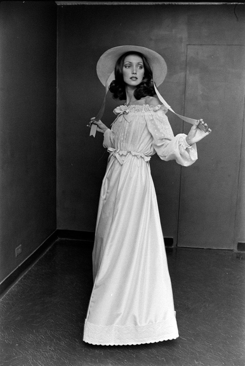 The Bride in a Wide-Brimmed Floppy Hat