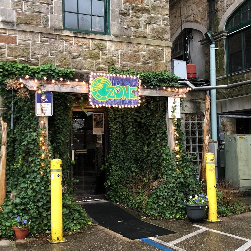 O'Zone Pizza Pub (Pensacola)
