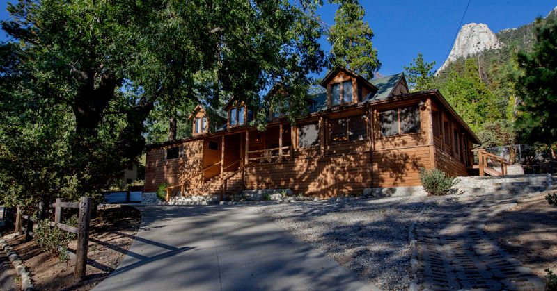 The Hidden Lodge, Idyllwild, California — Kid Galahad