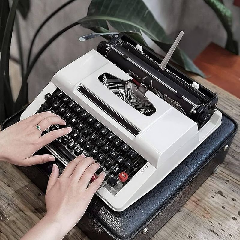 Typewriters as the Primary Writing Tool