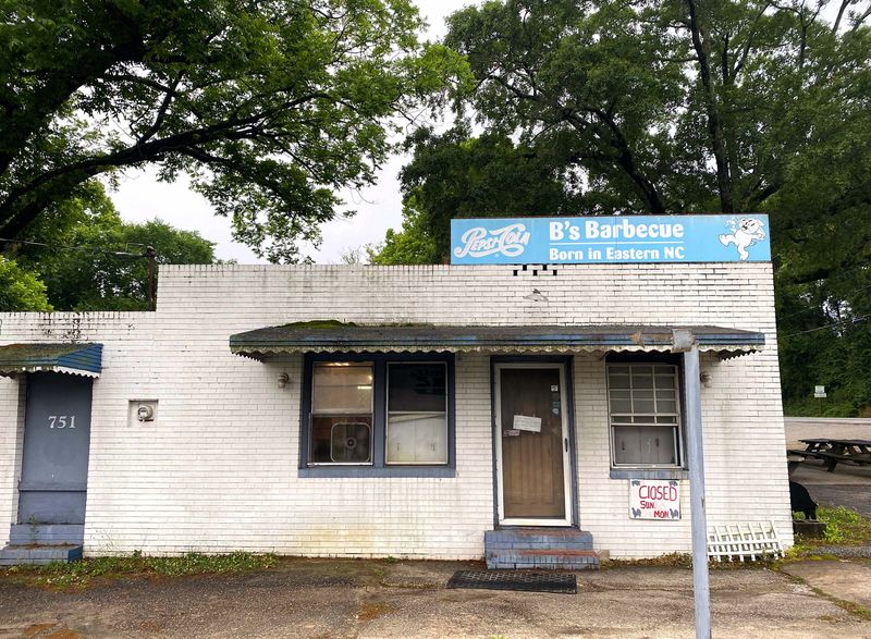B's BBQ (Greenville, North Carolina)