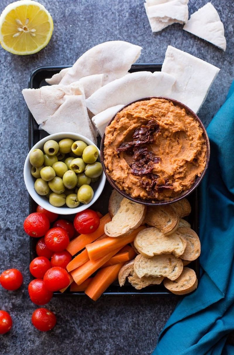 Sun-Dried Tomato White Bean Dip