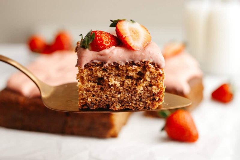 Strawberry Snack Cake