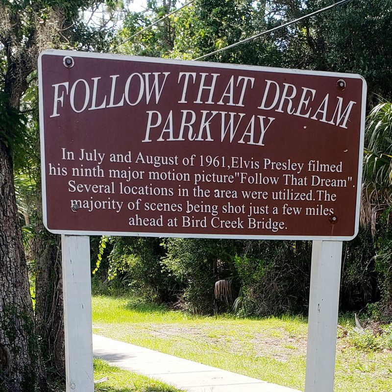 Follow That Dream Parkway, Yankeetown, Florida — Follow That Dream