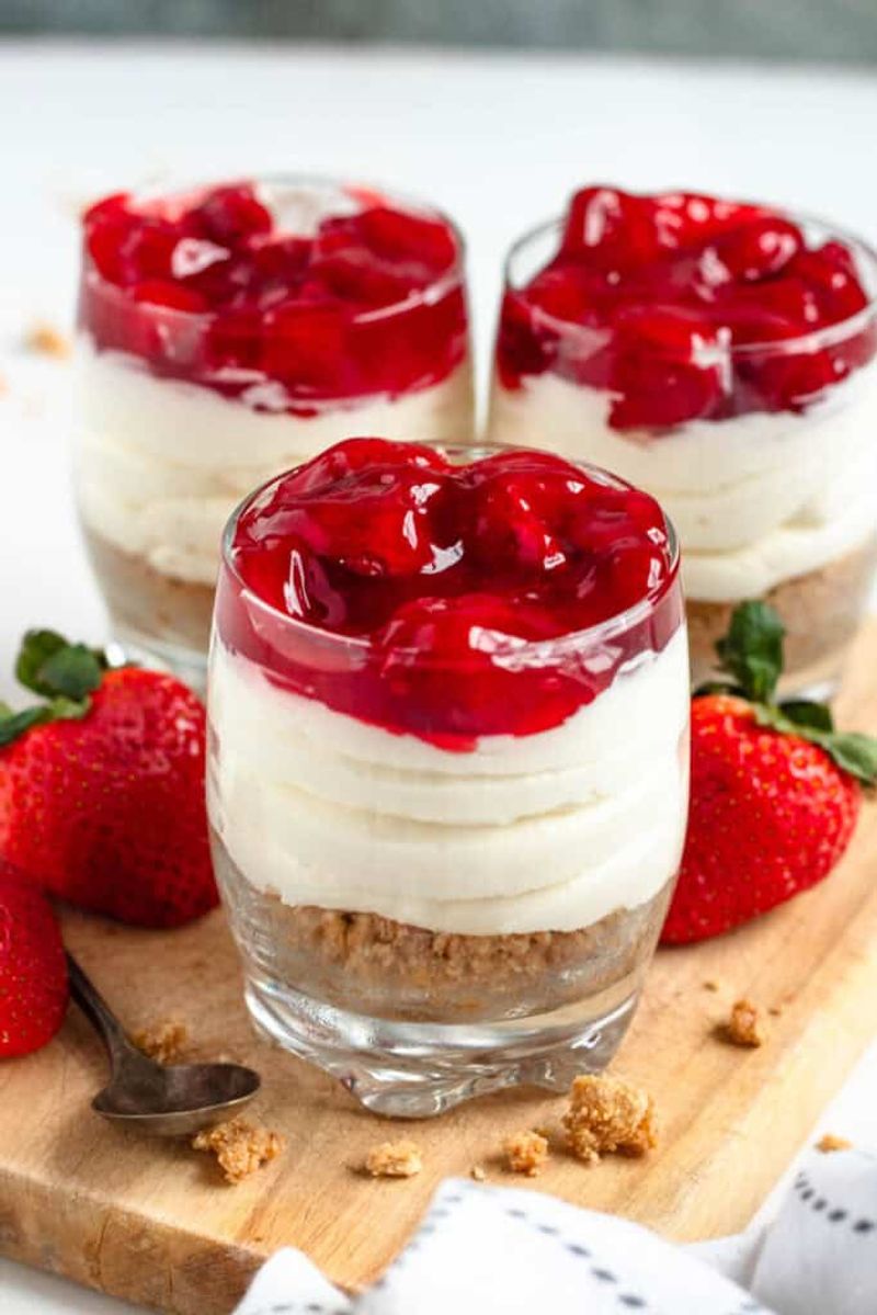 No-Bake Cheesecake Cups