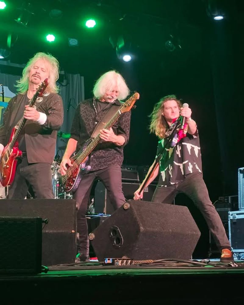 Flirtin With Disaster by Molly Hatchet