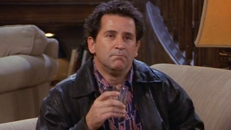 Anthony LaPaglia as Simon Moon