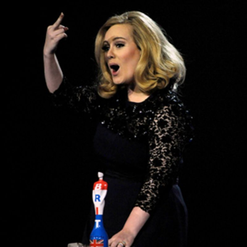 Adele Gets Cut Off and Raises Her Middle Finger (2012 BRIT Awards)