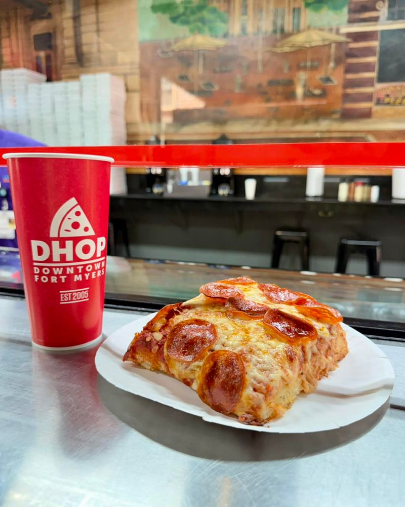 Downtown House of Pizza (Fort Myers)