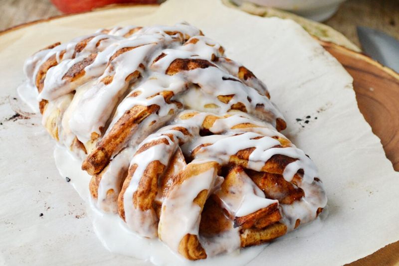 Cinnamon Roll Braid with Pie Filling