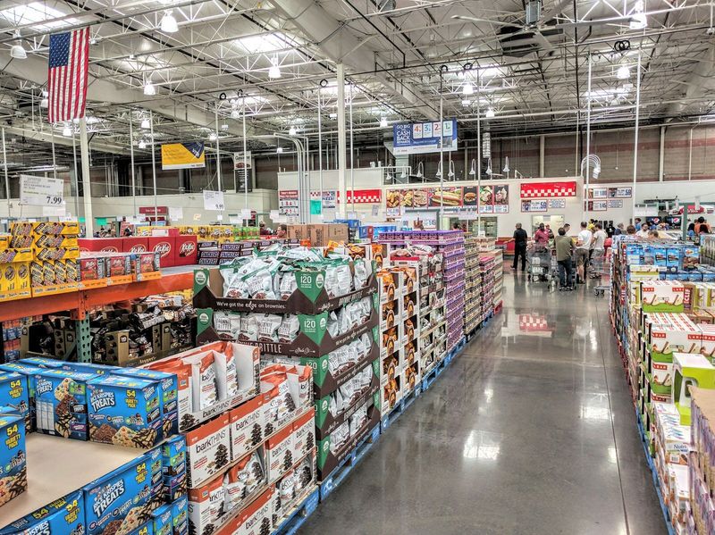 Supercenters Arrive: Walmart and Costco Redefine the Store