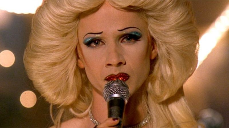 Hedwig and the Angry Inch (2001)