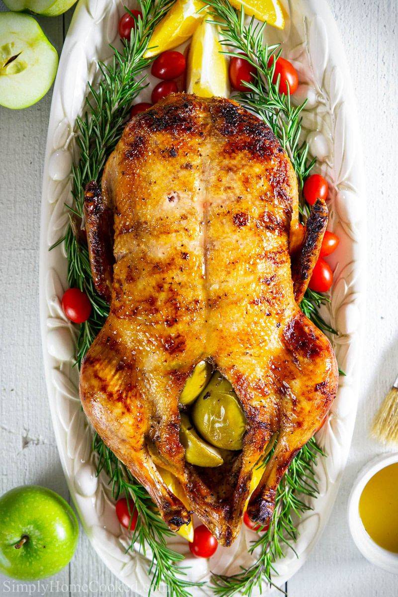 Roast Duckling with Apple Sauce