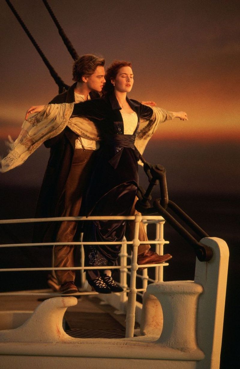 Jack Dawson and Rose DeWitt Bukater (Titanic)