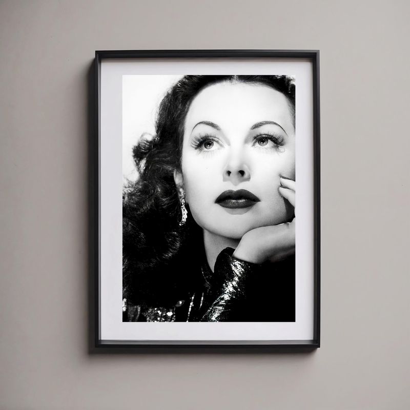 The Elegant Hollywood Starlet, 1940s
