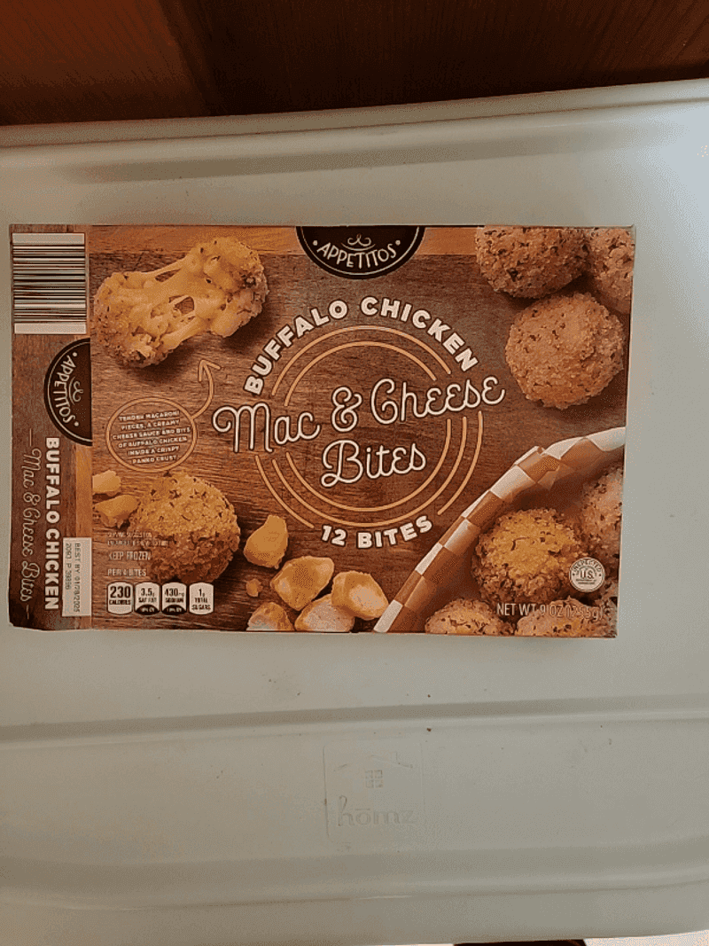 Buffalo Chicken Mac and Cheese Bites