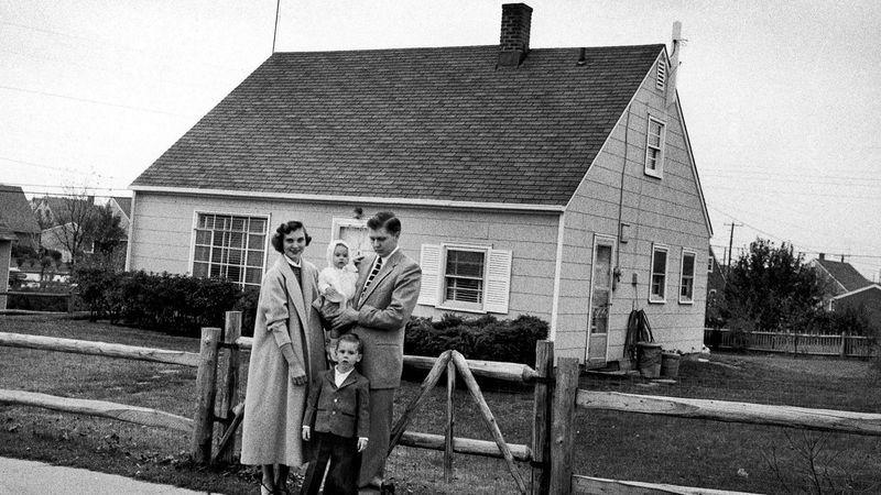 Children Born to Unmarried Mothers Were Extremely Rare