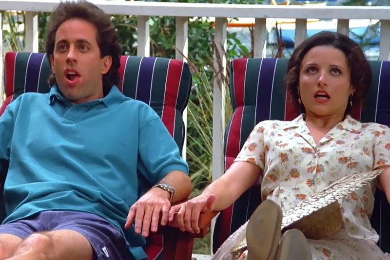 The Hamptons (Season 5, Episode 21)