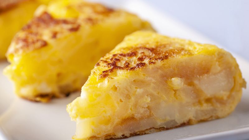 Tortilla de Manzana (Apple Omelet from Asturias)
