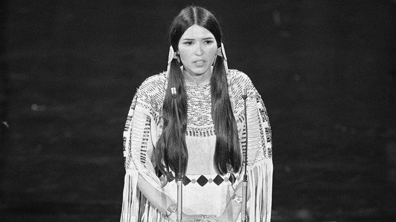 Sacheen Littlefeather Declines Marlon Brando's Oscar (1973 Oscars)