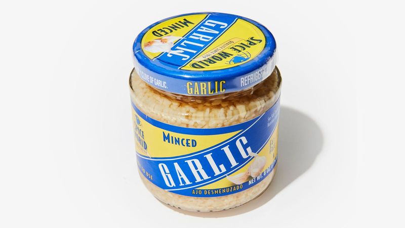 Using Pre-Minced Garlic From a Jar